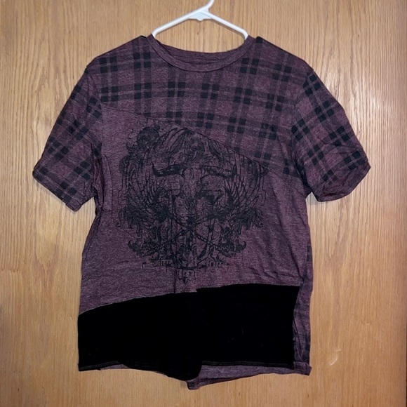 Jeans by Buffalo Women's M Distressed Grunge Gothic Plaid Graphic T-Shirt Skull - Picture 1 of 6